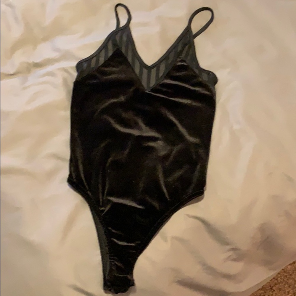 top shop black velvet bodysuit